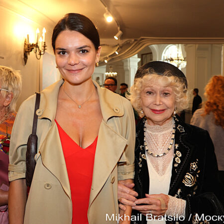 Торжественный сбор труппы Театра Маяковского: начало нового сезона и реставрация исторического здания