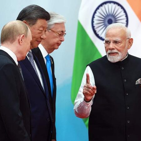 Владимир Путин, Нарендра Моди и Си Цзиньпин: Моменты перед саммитом ШОС (Видео)