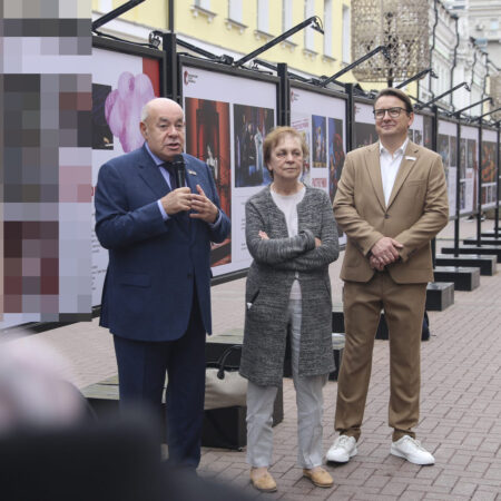 Сбор труппы Московского театра мюзикла: фоторепортаж