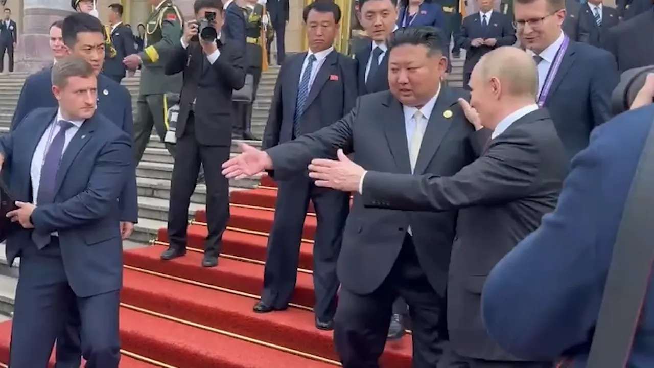 Preview В Пекине готовятся переговоры Путина и Ким Чен Ына