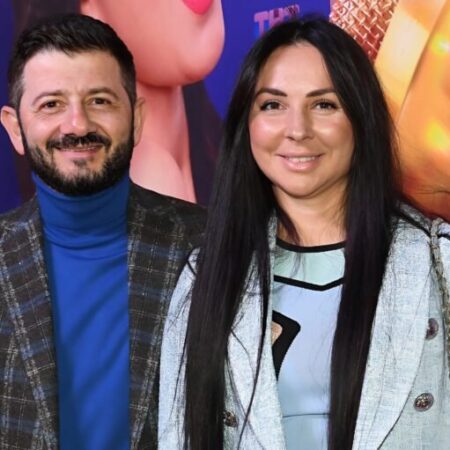 Михаил Галустян появился на кинопоказе после развода