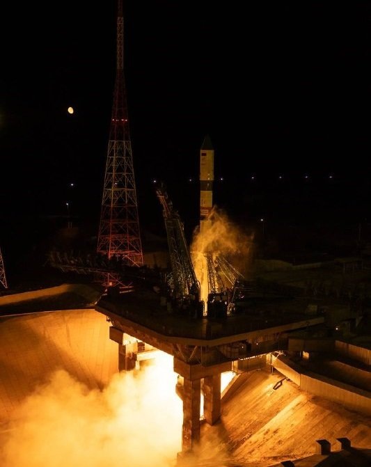 Preview «Прогресс МС-32» доставил на МКС современный скафандр для выходов в космос