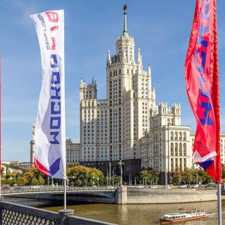 Москва отмечает 878-летие: грандиозные гуляния и впечатляющий фоторепортаж