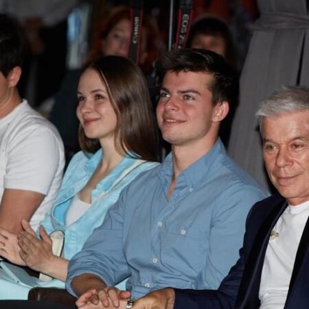 Семью Олега Газманова обманули мошенники