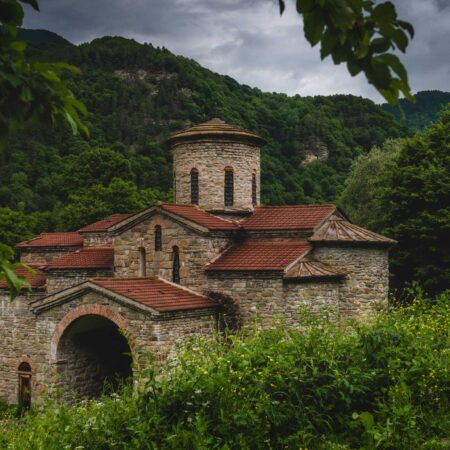 Древние храмы Нижнего Архыза: наследие аланов