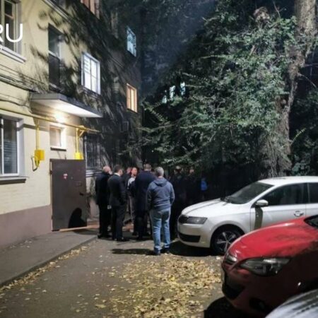Эвакуация в Ростове: трещина в стене дома на Ивановского вынудила жителей покинуть квартиры