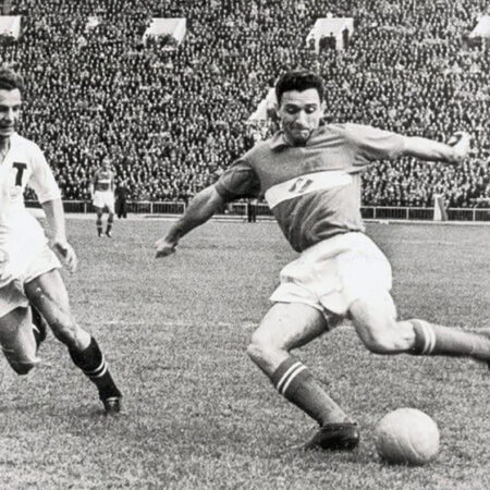 Никите Павловичу Симоняну исполнилось 99 лет: фотогалерея легенды